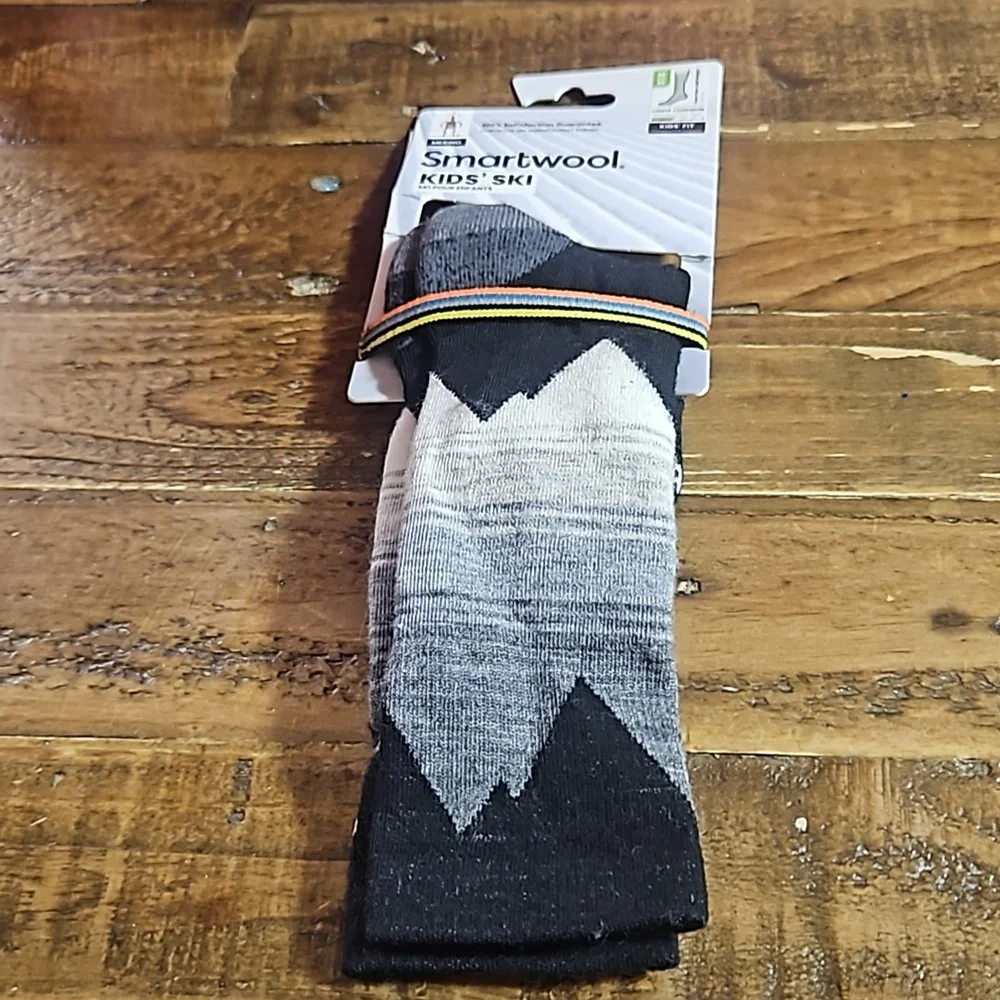SmartWool Kids' Ski Light Cushion Over The Calf Socks: BLACK/GRAY: NWT: SIZE M